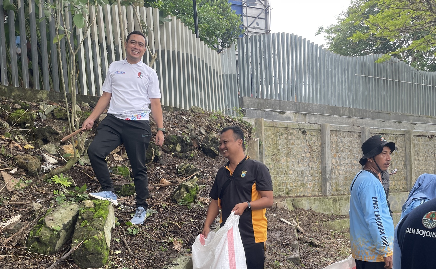 Bersih-bersih Lingkungan, Bupati Setyo Wahono Ajak Bersama Wujudukan Bojonegoro ASRI
