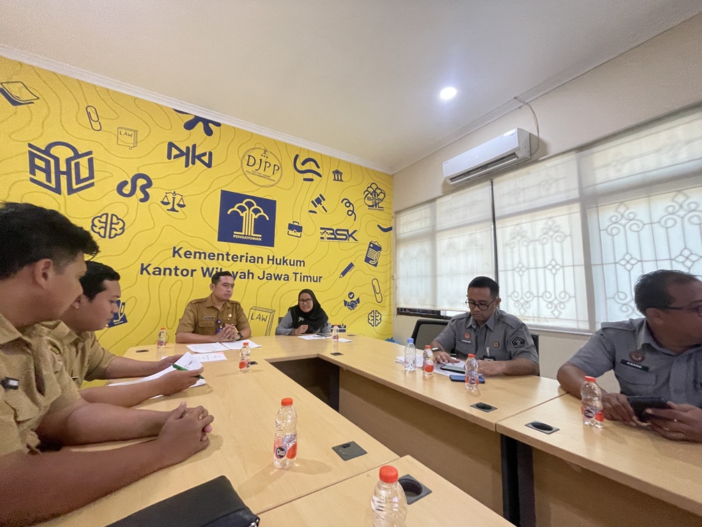 Bagian Adm. Pembangunan Mengikuti Rapat Harmonisasi Raperbup Standar Biaya Umum