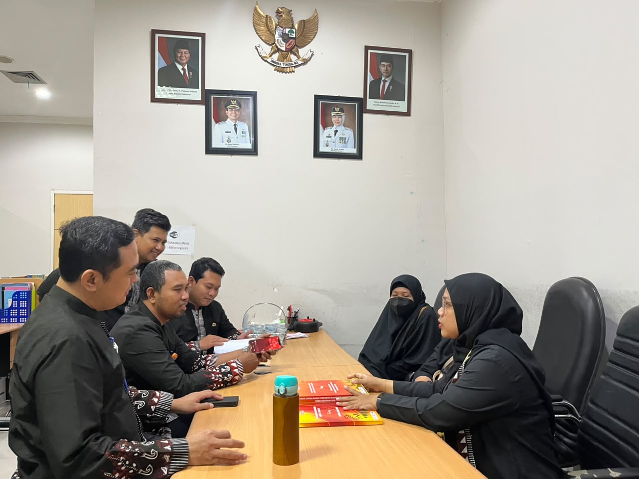 Dinas Lingkungan Hidup Kabupaten Bojonegoro, melakukan koordinasi terkait SBU dan SSH Tahun 2026