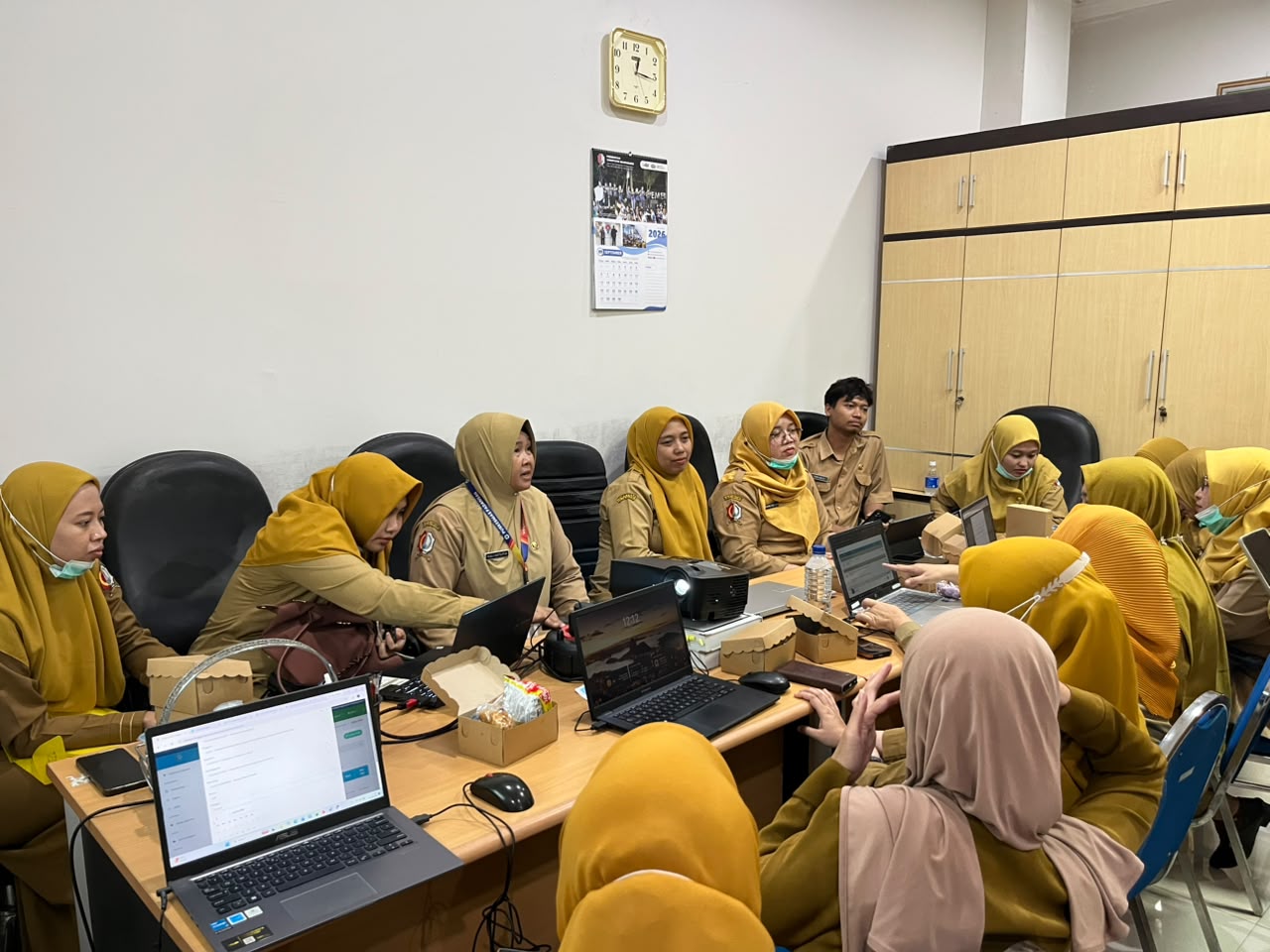 Bagian Adm. Pembangunan melakukan Desk dan Evaluasi Amanda Bangga untuk Puskesmas se Bojonegoro