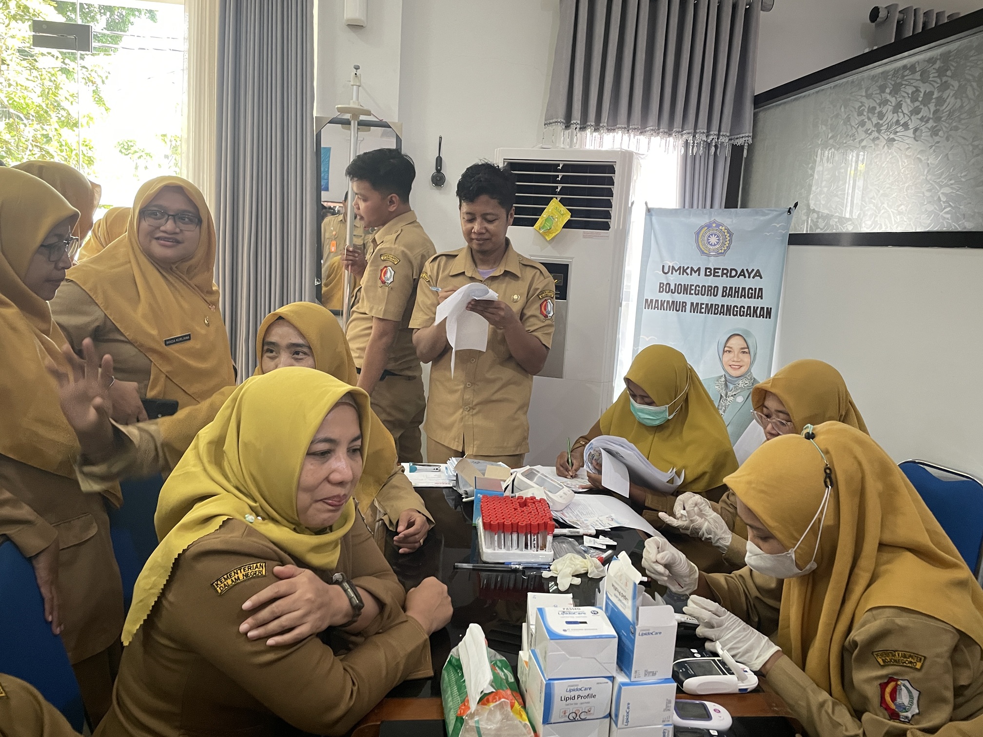 Seluruh ASN Bagian Adm Pembangunan mengikuti CKG (Cek Kesehatan Gratis)