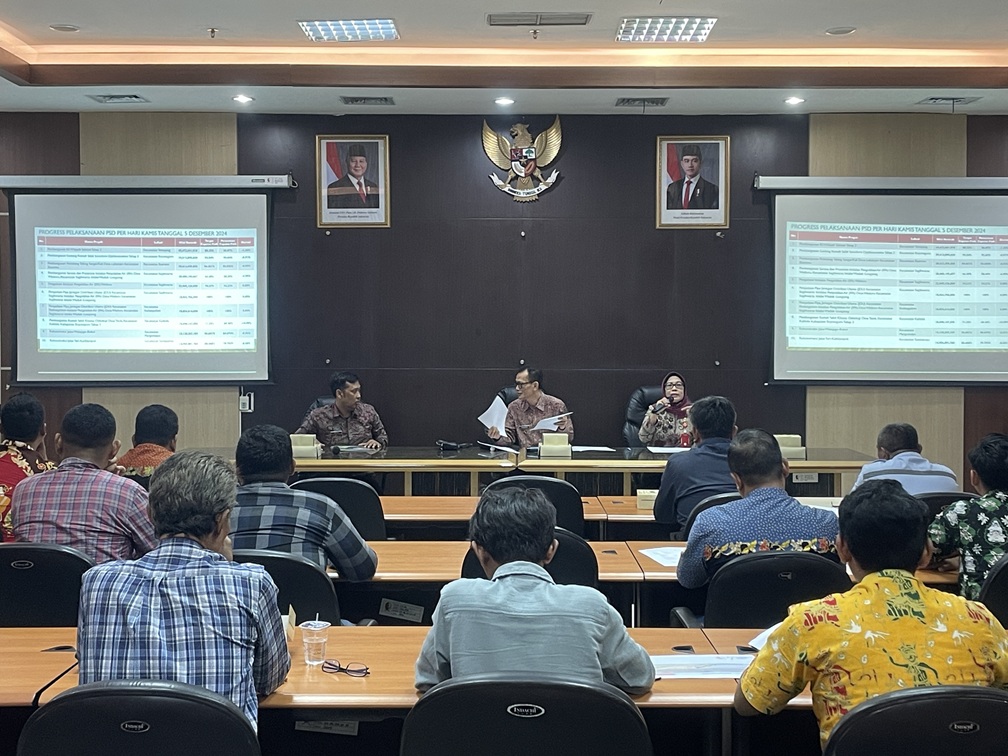 Rapat Koordinasi membahas Pencapaian target Realisasi Anggaran dan Realisasi Kegiatan terhadap Proyek Strategis Daerah Kabupaten Bojonegoro