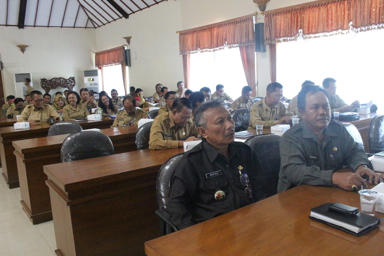 Pelatihan Aplikasi SIRUP, SIPPEM dan Penerapan SBU