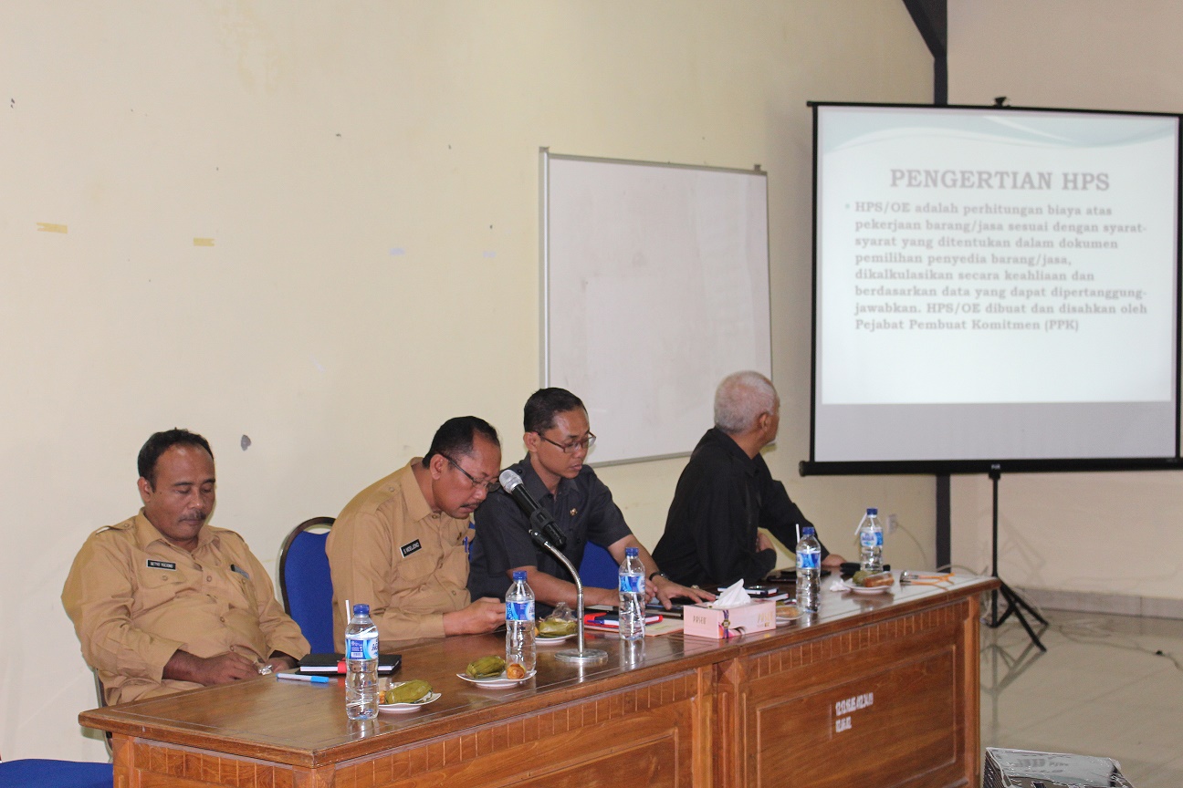 Rapat kerja Penyusunan Harga Sendiri (HPS)