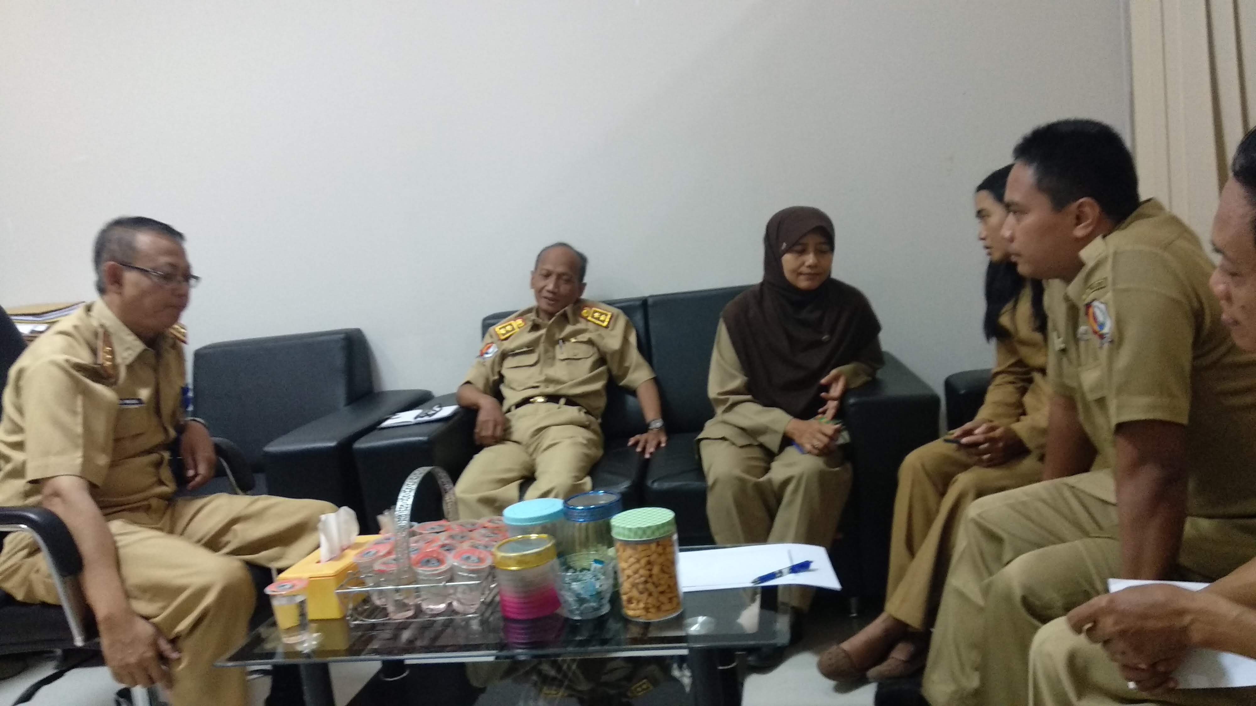 Rapat Awal Perkenalan Kabag Baru.