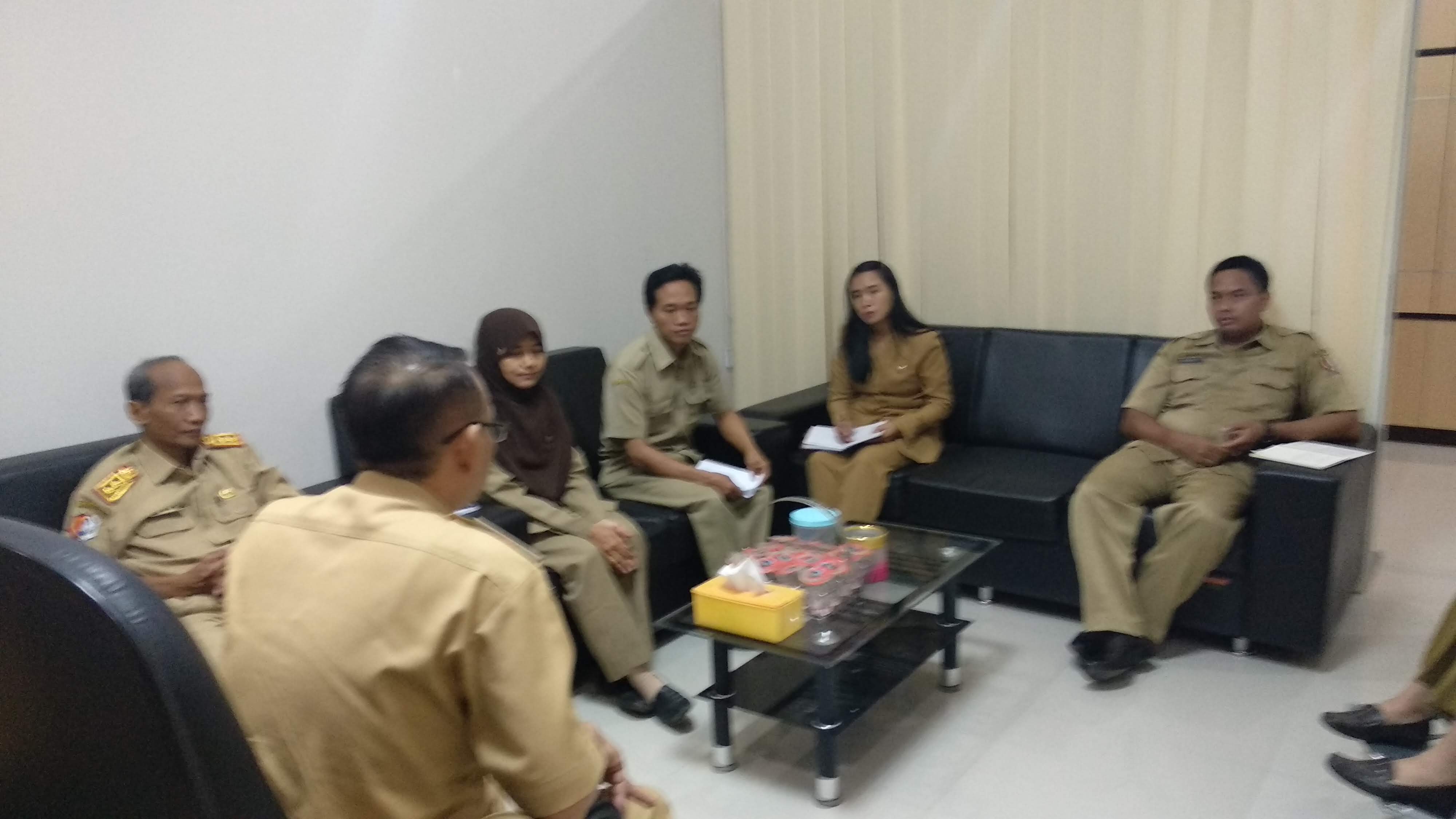 Rapat Staf Rutin Bulanan