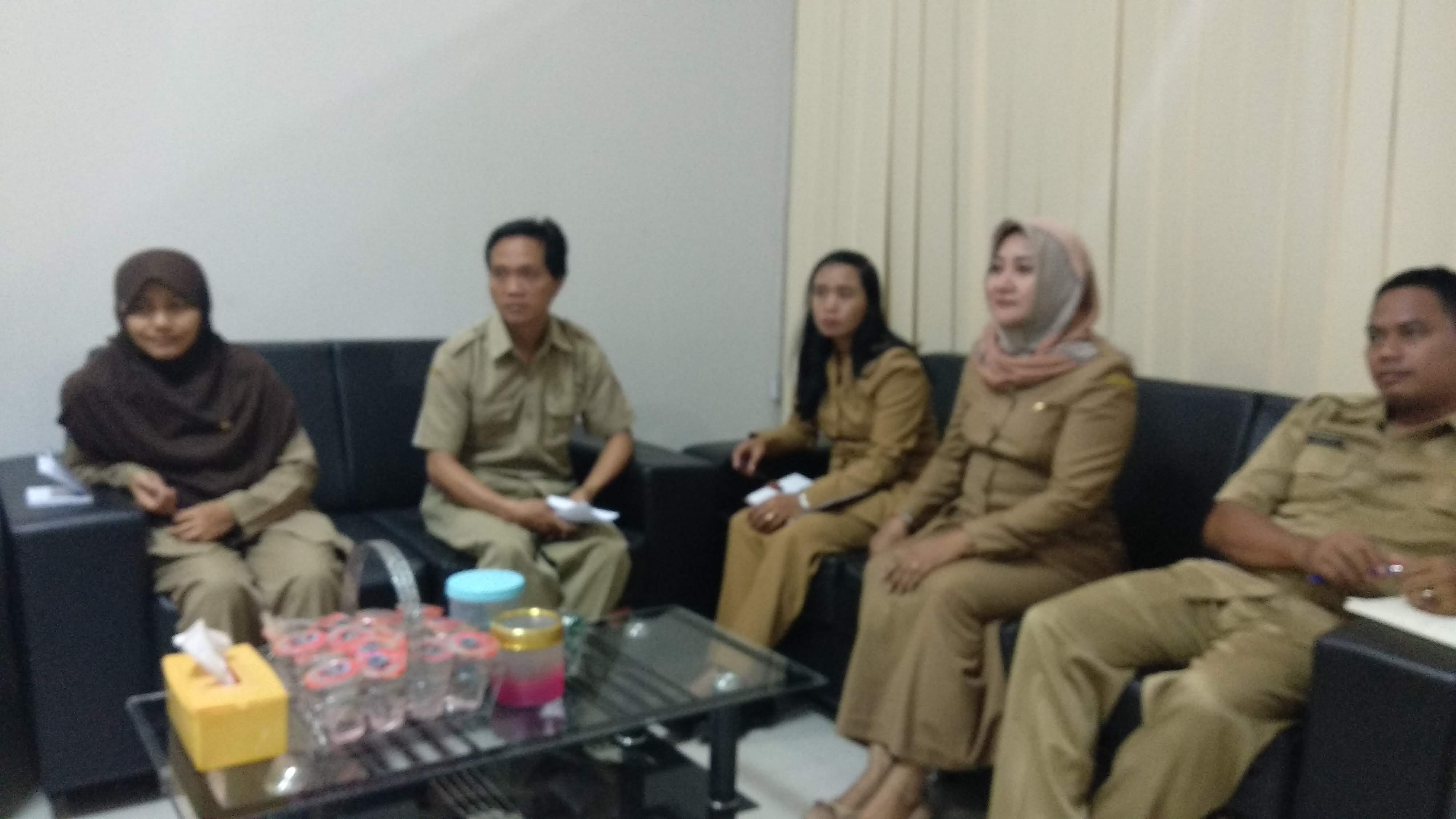 Rapat Staf Rutin Bulanan