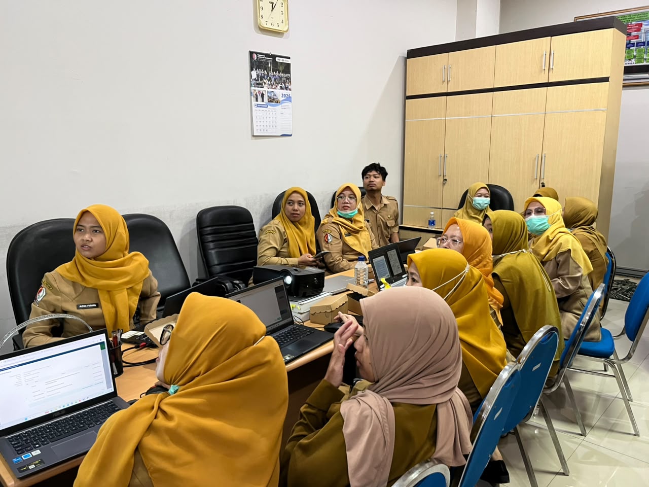 Desk Amanda Bangga